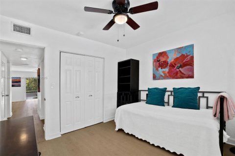 Снять в аренду кондоминиум в Майами-Бич, Флорида 3 спальни, 113.34м2, № 1939143 - фото 22