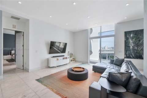 Condo in Miami Beach, Florida, 2 bedrooms  № 2248745 - photo 9