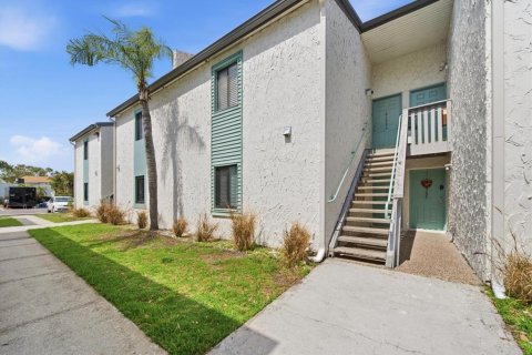 Condo in Saint Petersburg, Florida, 1 bedroom № 2232804