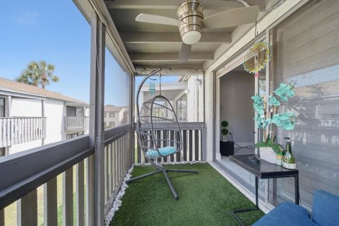 Condo in Saint Petersburg, Florida, 1 bedroom № 2232804 - photo 6
