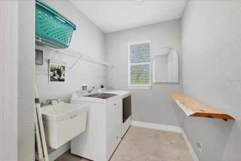 Casa en venta en Port Charlotte, Florida, 3 dormitorios, 166.85 m2 № 1719771 - foto 21
