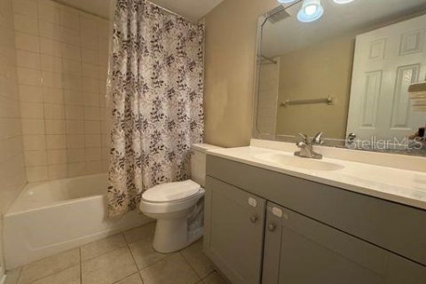 Touwnhouse à vendre à Gainesville, Floride: 3 chambres, 122.72 m2 № 1915371 - photo 10