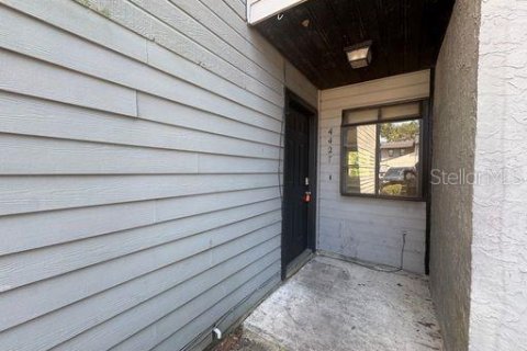 Touwnhouse à vendre à Gainesville, Floride: 3 chambres, 122.72 m2 № 1915371 - photo 2