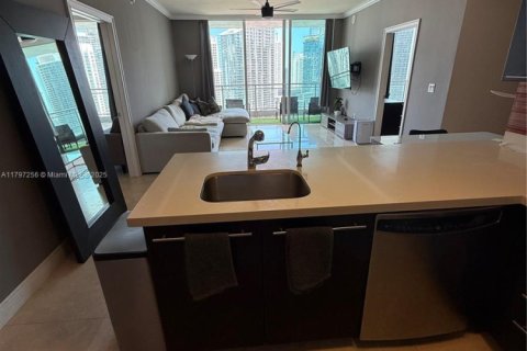 Купить кондоминиум в Майами, Флорида 2 спальни, 101.54м2, № 1986446 - фото 14