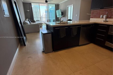 Купить кондоминиум в Майами, Флорида 2 спальни, 101.54м2, № 1986446 - фото 7