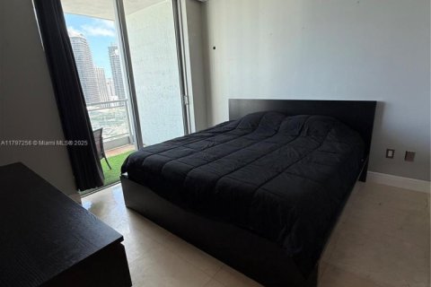 Купить кондоминиум в Майами, Флорида 2 спальни, 101.54м2, № 1986446 - фото 11