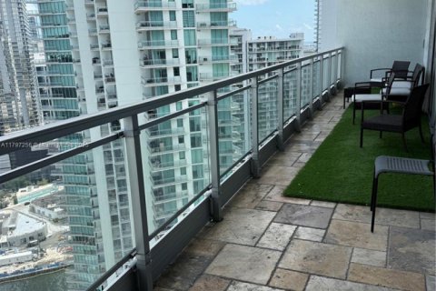 Купить кондоминиум в Майами, Флорида 2 спальни, 101.54м2, № 1986446 - фото 21