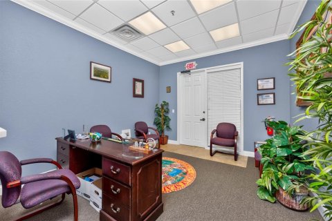 Commercial property in North Port, Florida 2606.09 sq.m. № 2200518 - photo 11