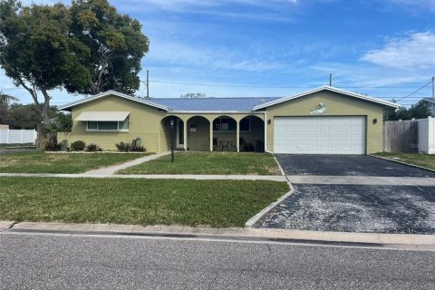 Casa en Saint Petersburg, Florida 3 dormitorios, 212.75 m2 № 2387484