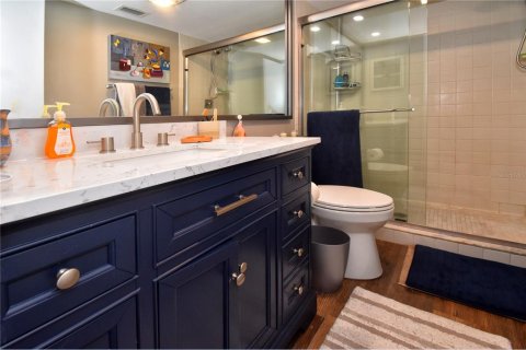 Condo in Sarasota, Florida, 3 bedrooms  № 216723 - photo 6