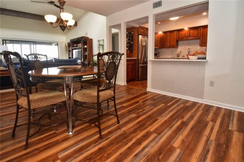 Condominio en alquiler en Sarasota, Florida, 3 dormitorios, 122.63 m2 № 216723 - foto 2