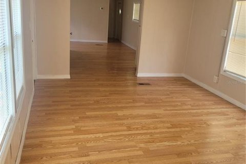 Снять в аренду квартиру в Оклаваха, Флорида 3 комнаты, 73.58м2, № 2150025 - фото 3