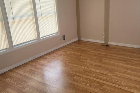 Снять в аренду квартиру в Оклаваха, Флорида 3 комнаты, 73.58м2, № 2150025 - фото 5