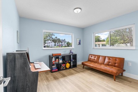 House in Tampa, Florida 4 bedrooms, 224.17 sq.m. № 2233936 - photo 26