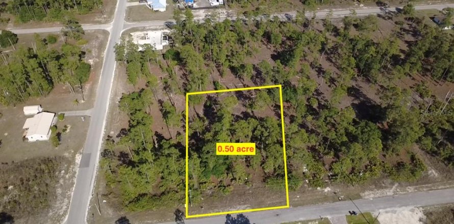Land in Lehigh Acres, Florida № 2202947