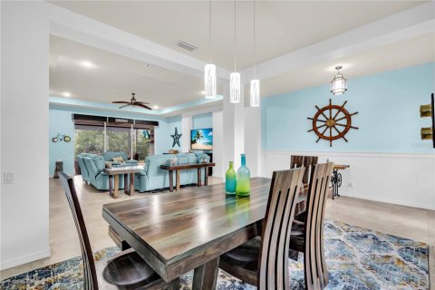 Casa en venta en Bradenton, Florida, 3 dormitorios, 221.01 m2 № 1802901 - foto 13