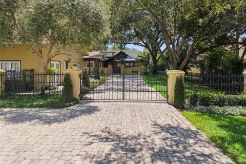 Villa ou maison à Windermere, Floride 6 chambres, 451.32 m2 № 2217081