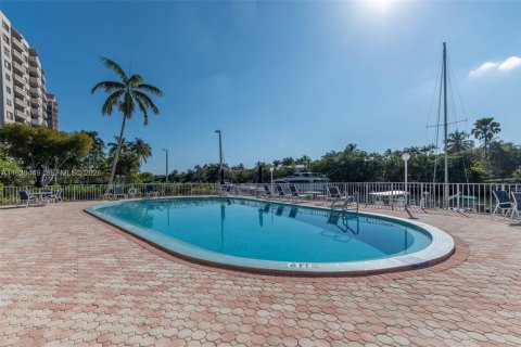 Купить кондоминиум в Корал-Гейблс, Флорида 1 спальня, 75.07м2, № 1996928 - фото 14