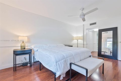 Купить кондоминиум в Корал-Гейблс, Флорида 1 спальня, 75.07м2, № 1996928 - фото 10