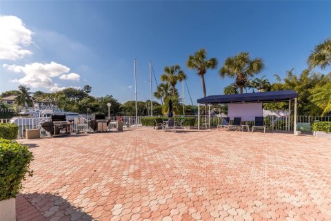 Купить кондоминиум в Корал-Гейблс, Флорида 1 спальня, 75.07м2, № 1996928 - фото 15