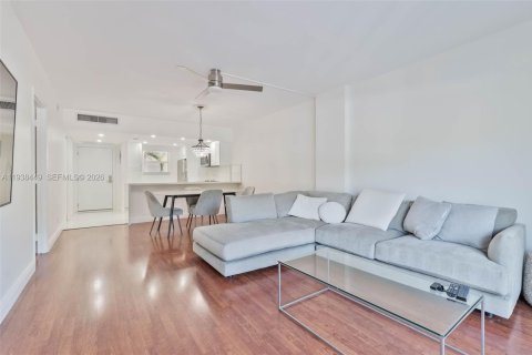 Купить кондоминиум в Корал-Гейблс, Флорида 1 спальня, 75.07м2, № 1996928 - фото 7