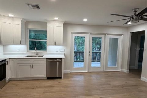 Casa en venta en Geneva, Florida, 3 dormitorios, 113.34 m2 № 2432824 - foto 5