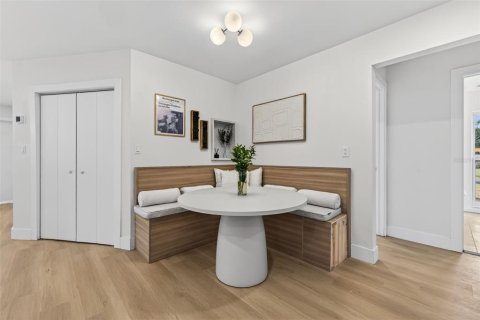 Casa en venta en Saint Petersburg, Florida, 3 dormitorios, 163.23 m2 № 2201207 - foto 15