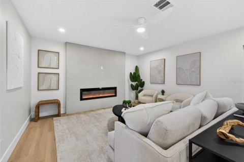 Casa en venta en Saint Petersburg, Florida, 3 dormitorios, 163.23 m2 № 2201207 - foto 17