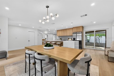 Casa en venta en Saint Petersburg, Florida, 3 dormitorios, 163.23 m2 № 2201207 - foto 11