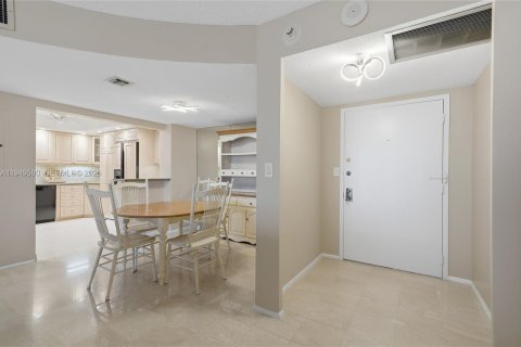 Снять в аренду кондоминиум в Форт-Лодердейл, Флорида 2 спальни, 139.35м2, № 2006924 - фото 7