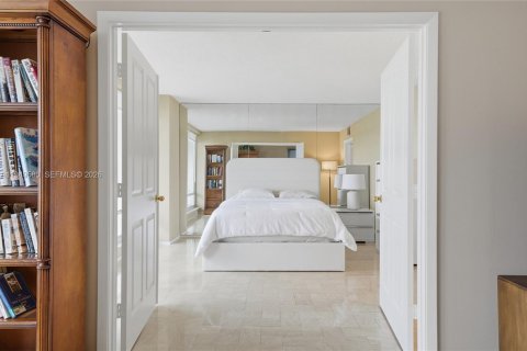 Снять в аренду кондоминиум в Форт-Лодердейл, Флорида 2 спальни, 139.35м2, № 2006924 - фото 20