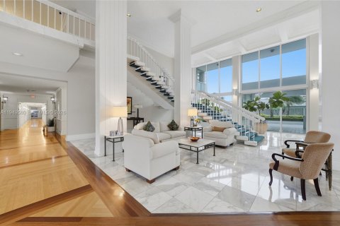 Снять в аренду кондоминиум в Форт-Лодердейл, Флорида 2 спальни, 139.35м2, № 2006924 - фото 5