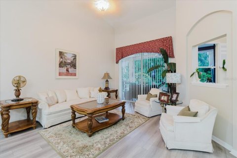 House in Riverview, Florida 4 bedrooms, 218.23 sq.m. № 1879665 - photo 6