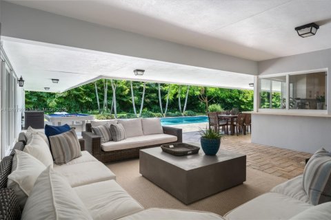 Villa ou maison à vendre à Pinecrest, Floride: 5 chambres, 334.36 m2 № 1928673 - photo 24