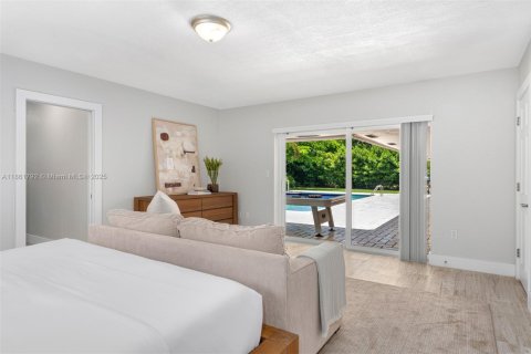 Villa ou maison à vendre à Pinecrest, Floride: 5 chambres, 334.36 m2 № 1928673 - photo 14