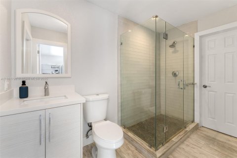 Villa ou maison à vendre à Pinecrest, Floride: 5 chambres, 334.36 m2 № 1928673 - photo 12