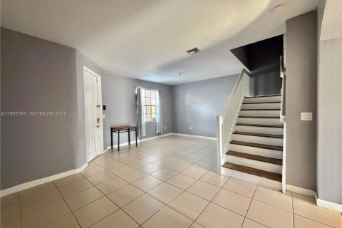 Villa ou maison à vendre à Homestead, Floride: 3 chambres, 133.04 m2 № 2069215 - photo 2