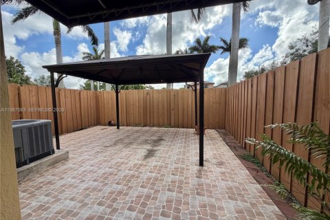 Villa ou maison à vendre à Homestead, Floride: 3 chambres, 133.04 m2 № 2069215 - photo 14