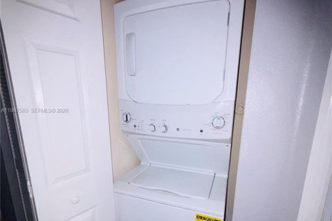 Villa ou maison à vendre à Homestead, Floride: 3 chambres, 133.04 m2 № 2069215 - photo 8