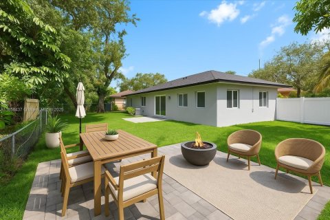 Villa ou maison à louer à South Miami, Floride: 4 chambres, 123.19 m2 № 1887154 - photo 27