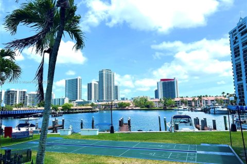 Купить кондоминиум в Халландейл-Бич, Флорида 2 спальни, 130.06м2, № 2012791 - фото 22