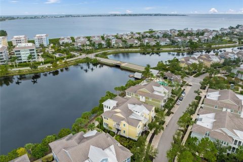 Condo in Bradenton, Florida, 3 bedrooms  № 1907073 - photo 10