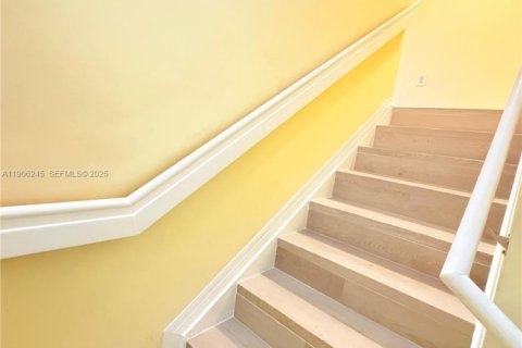 Снять в аренду кондоминиум в Майами, Флорида 2 спальни, 105.91м2, № 1956709 - фото 11