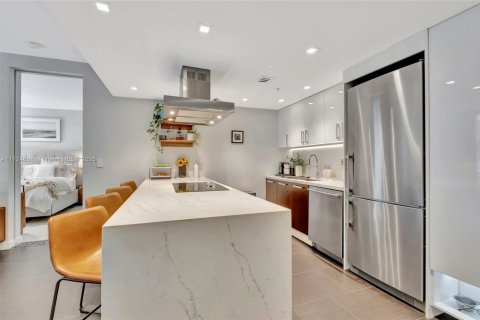 Copropriété à vendre à Miami, Floride: 2 chambres, 90.39 m2 № 1985282 - photo 12