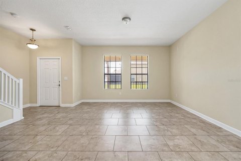 House in Winter Garden, Florida 3 bedrooms, 185.62 sq.m. № 2196261 - photo 6