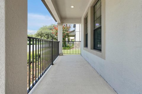 House in Winter Garden, Florida 3 bedrooms, 185.62 sq.m. № 2196261 - photo 5