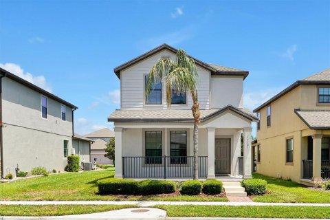 House in Winter Garden, Florida 3 bedrooms, 185.62 sq.m. № 2196261 - photo 2