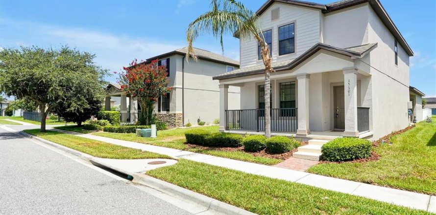 House in Winter Garden, Florida 3 bedrooms, 185.62 sq.m. № 2196261
