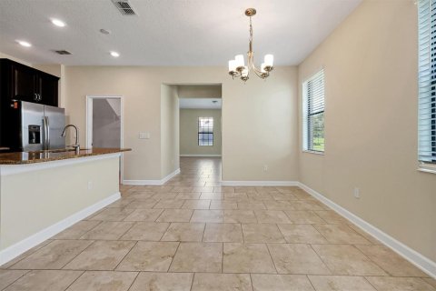 House in Winter Garden, Florida 3 bedrooms, 185.62 sq.m. № 2196261 - photo 16