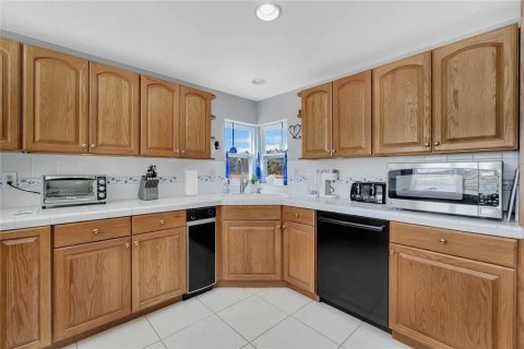 Купить виллу или дом в Клермон, Флорида 11 комнат, 368.54м2, № 2200554 - фото 7